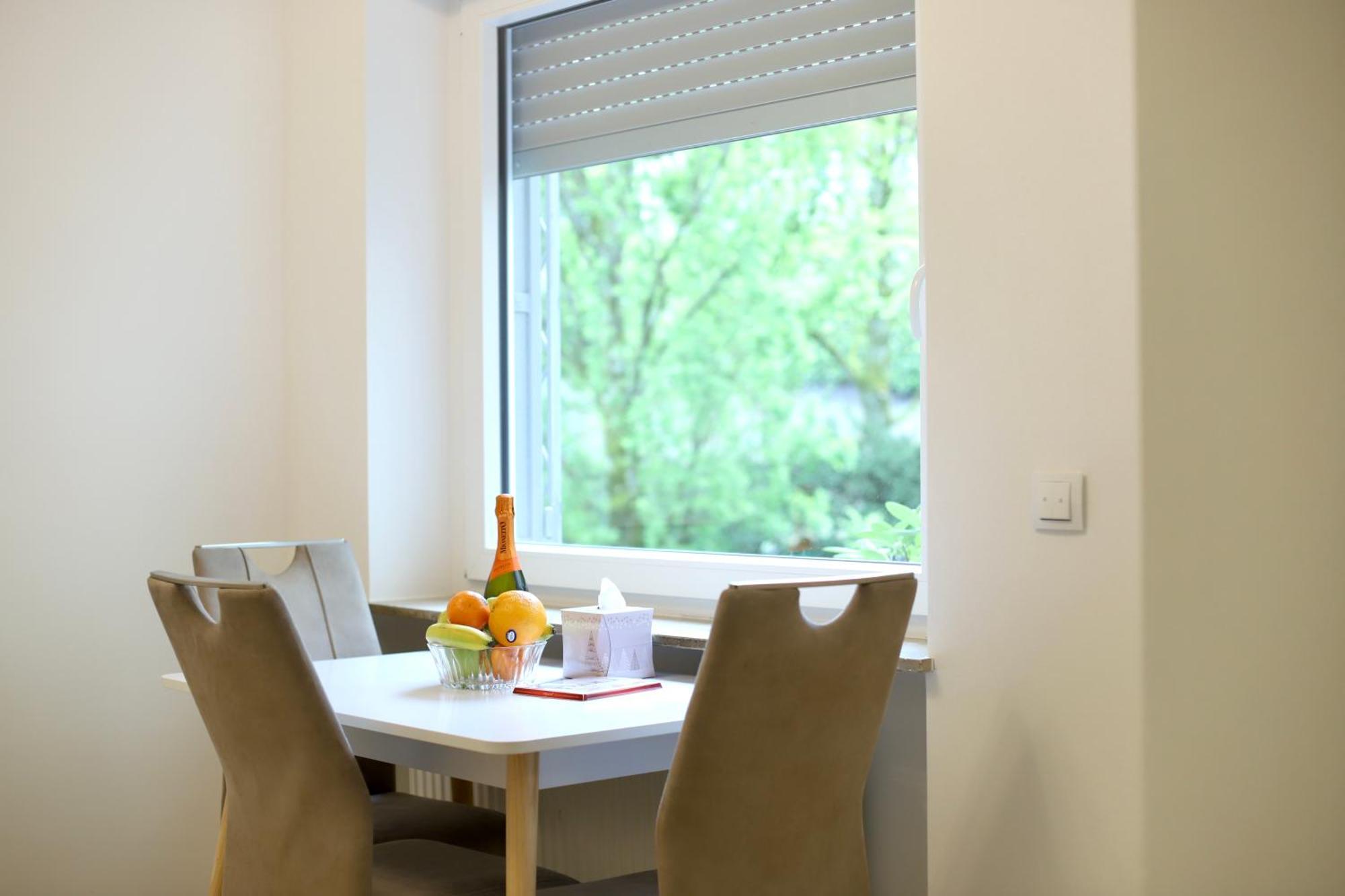 Exsklusiv Apartment Im Mittelpunkt Baden-Baden Buitenkant foto